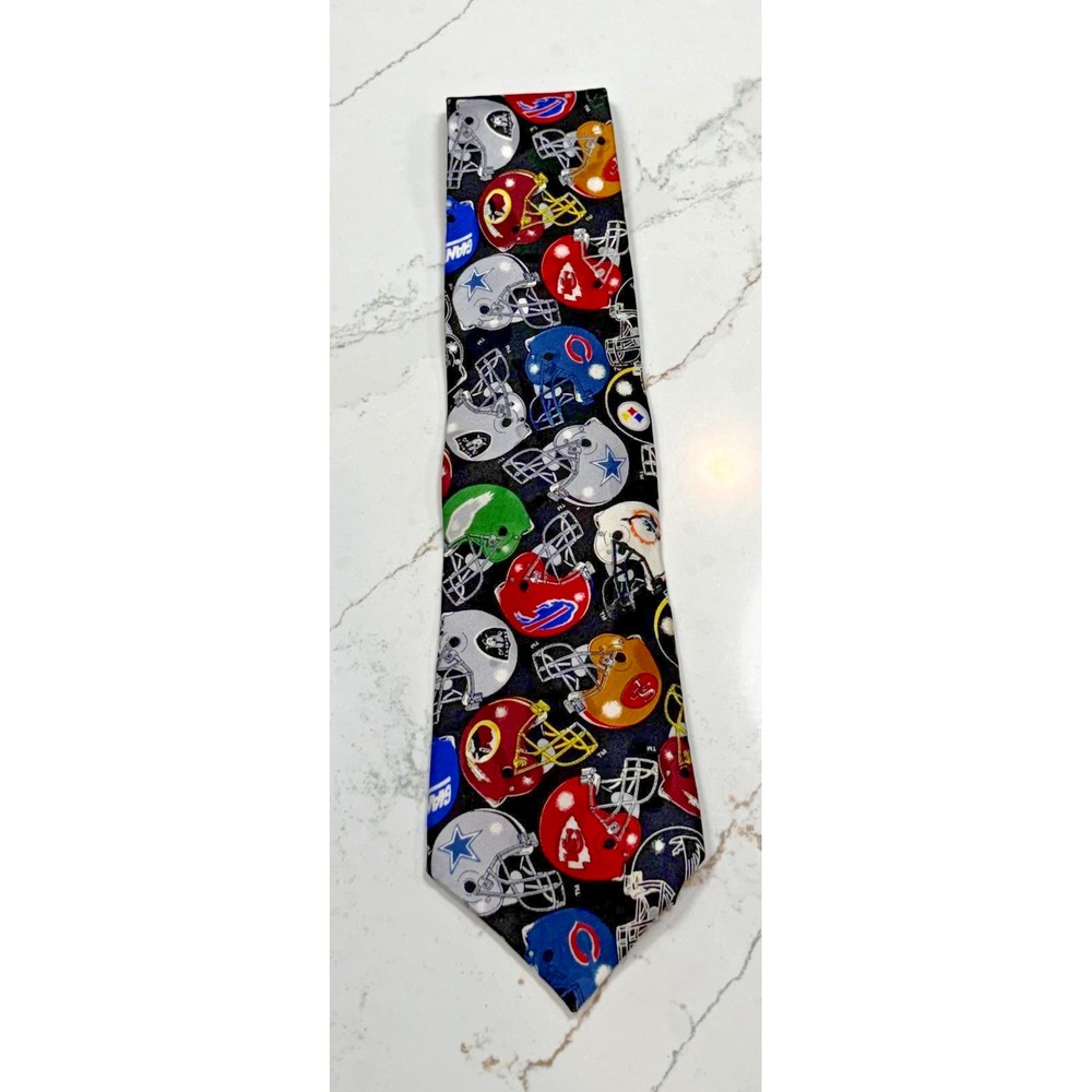 Team NFL Vintage Football Helmet Print Necktie Black Multicolor Sports Accessory
